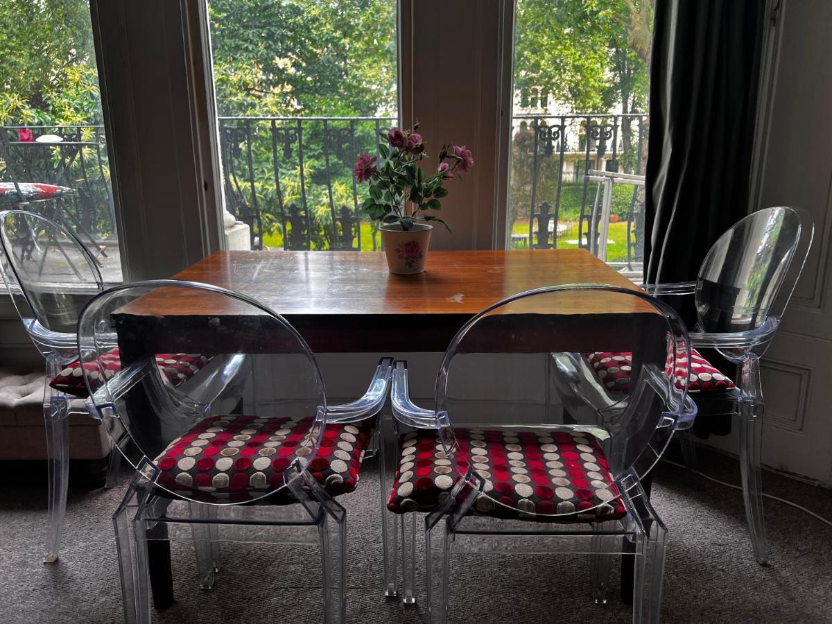 Hyde Park Studio Has Private Balcony With Tranquil Garden View Londra Exterior foto