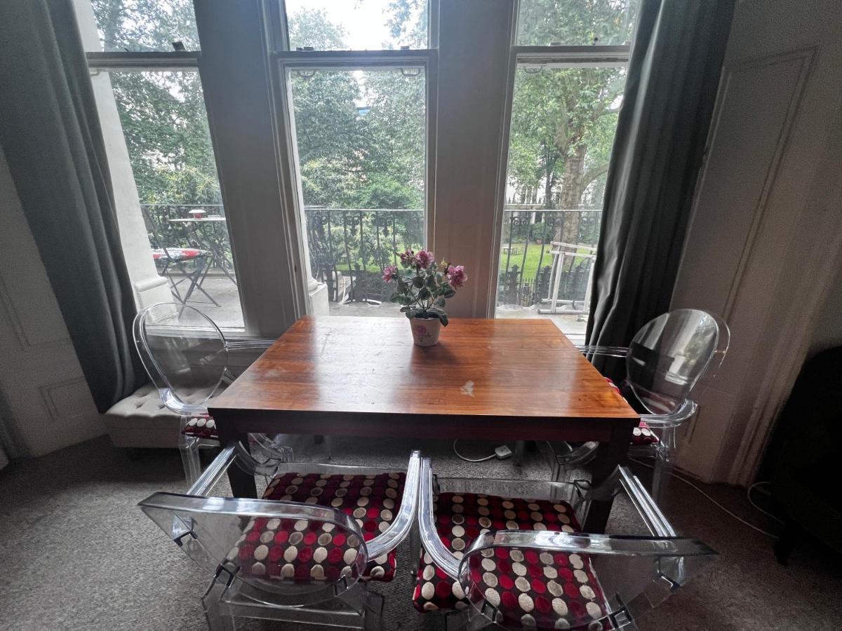 Hyde Park Studio Has Private Balcony With Tranquil Garden View Londra Exterior foto
